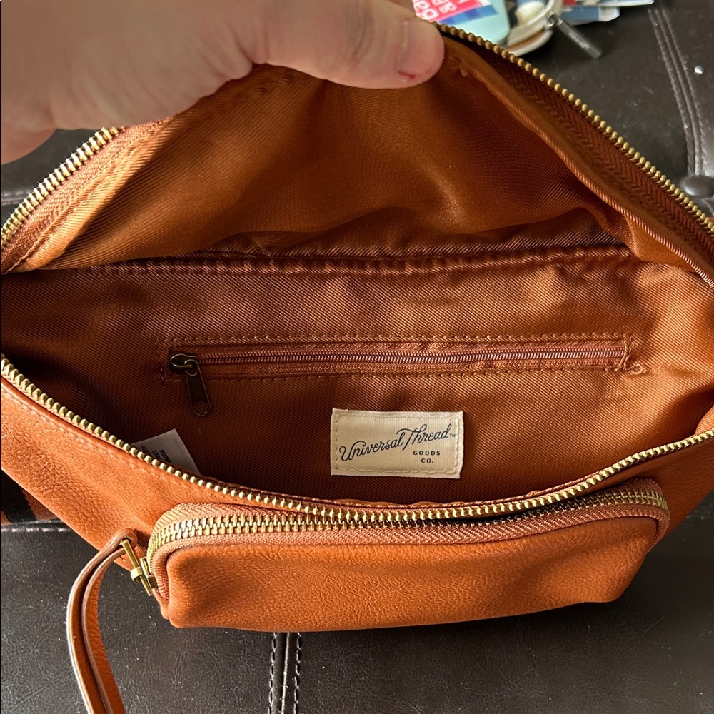 Universal Thread Crossbody Bag - Picture 2 of 5